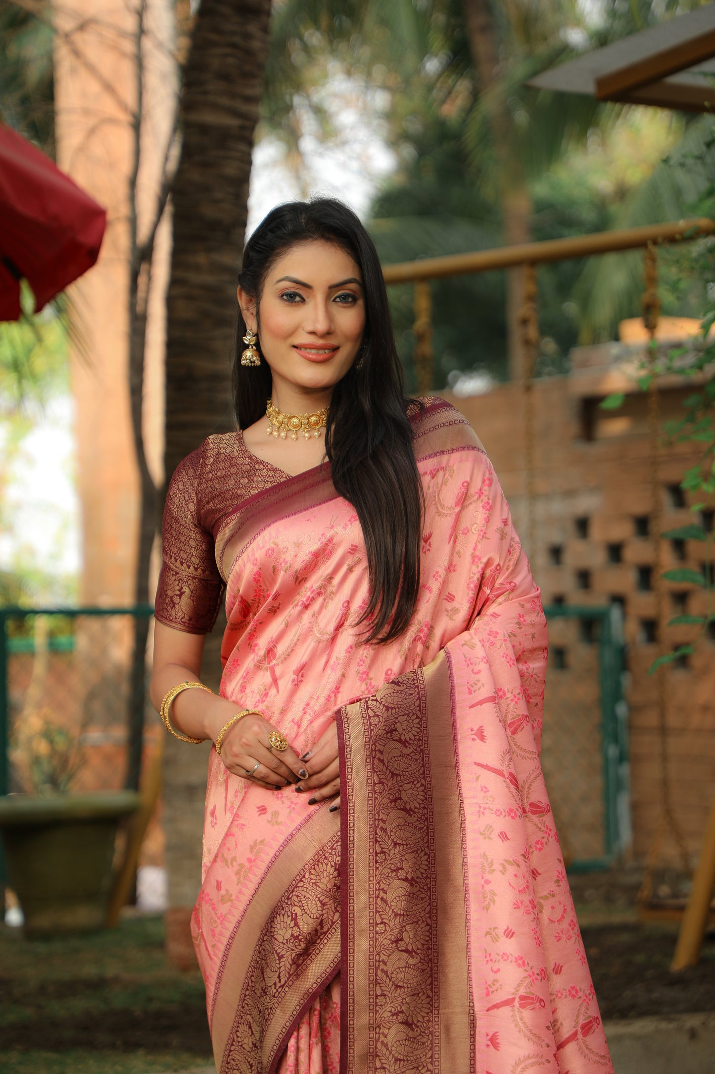 Glossy Kanjivaram Pink Color Soft Silk Saree