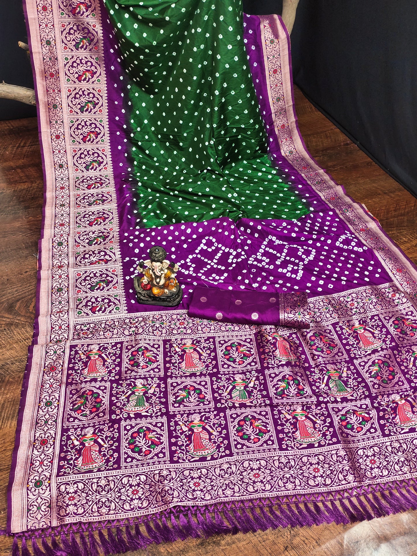 Delightful Jari Work Green With Purple Color Saree