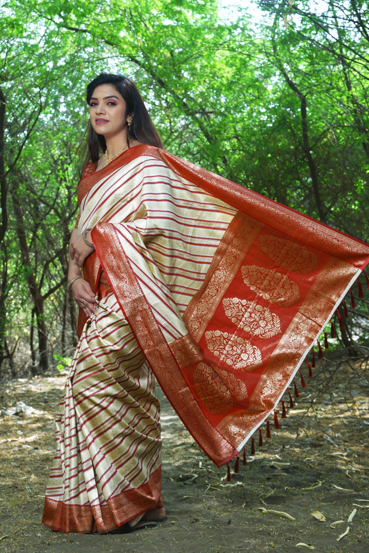 Designer Jaquard Soft Satin Cream Red Silk Saree