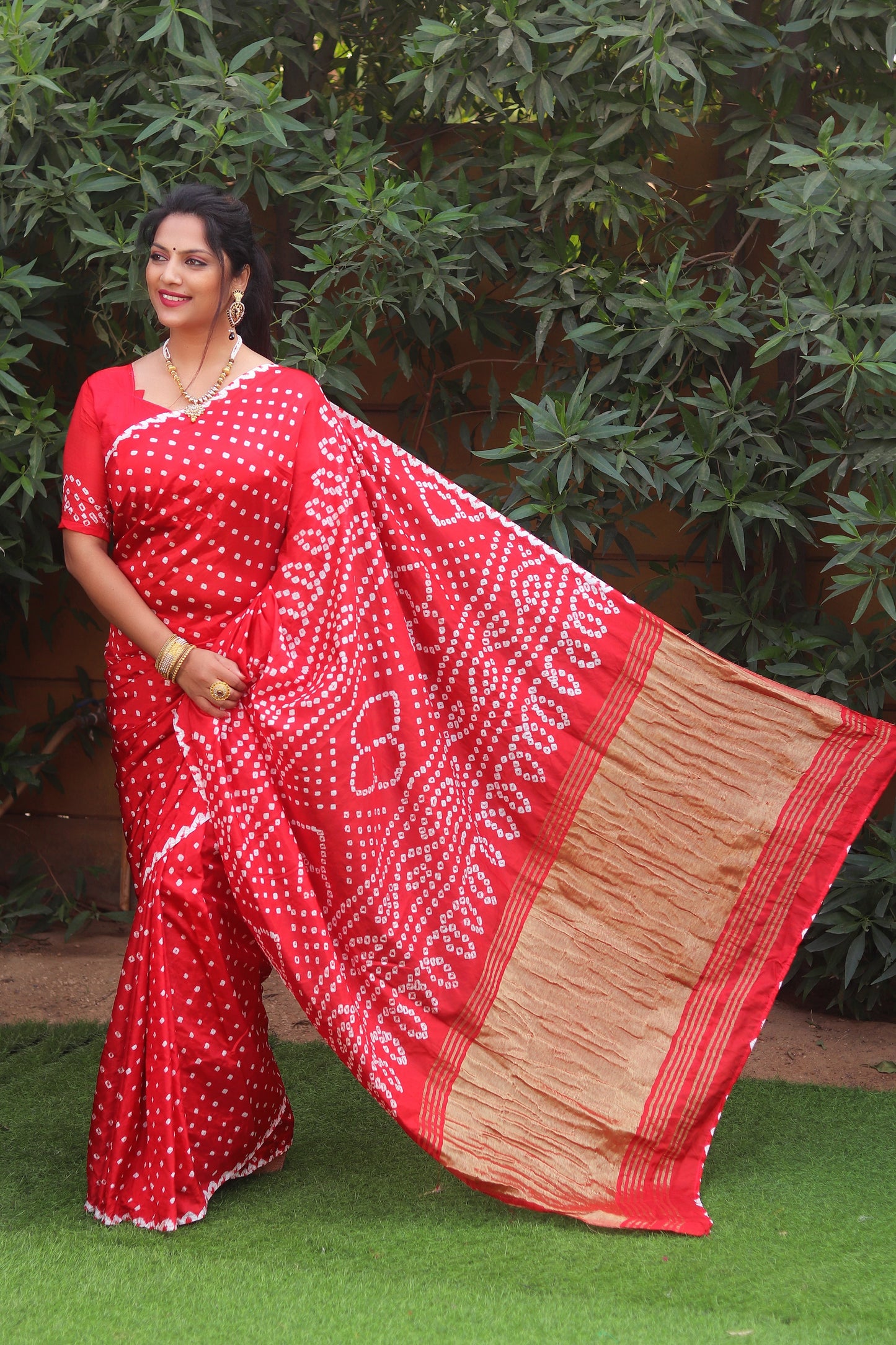 Glorious Bandhej Red Color Silk Saree