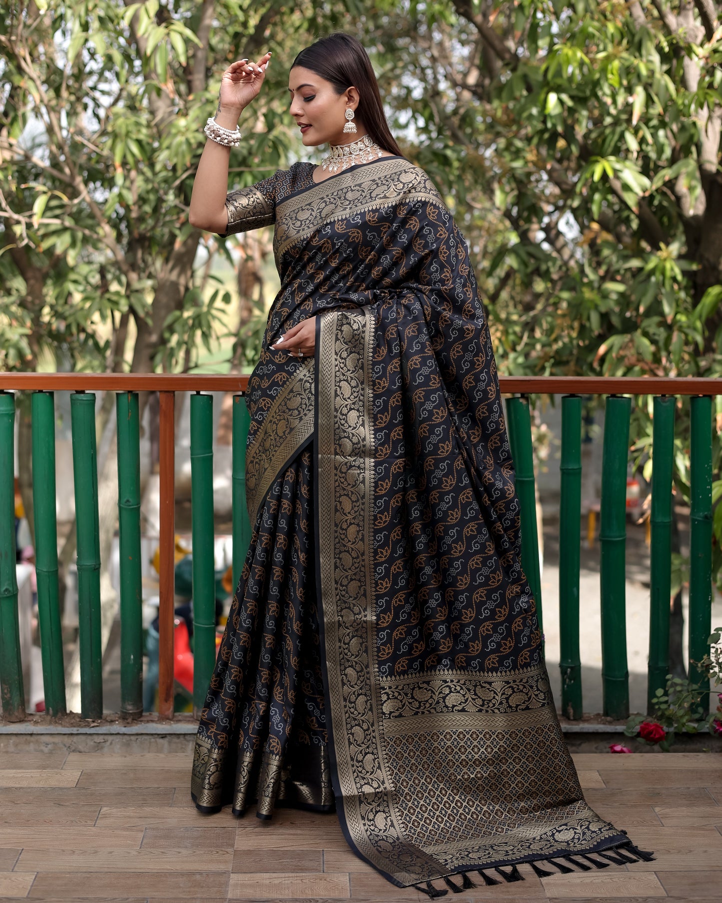 Shining Bandhej Patola Black Color Silk Sarees