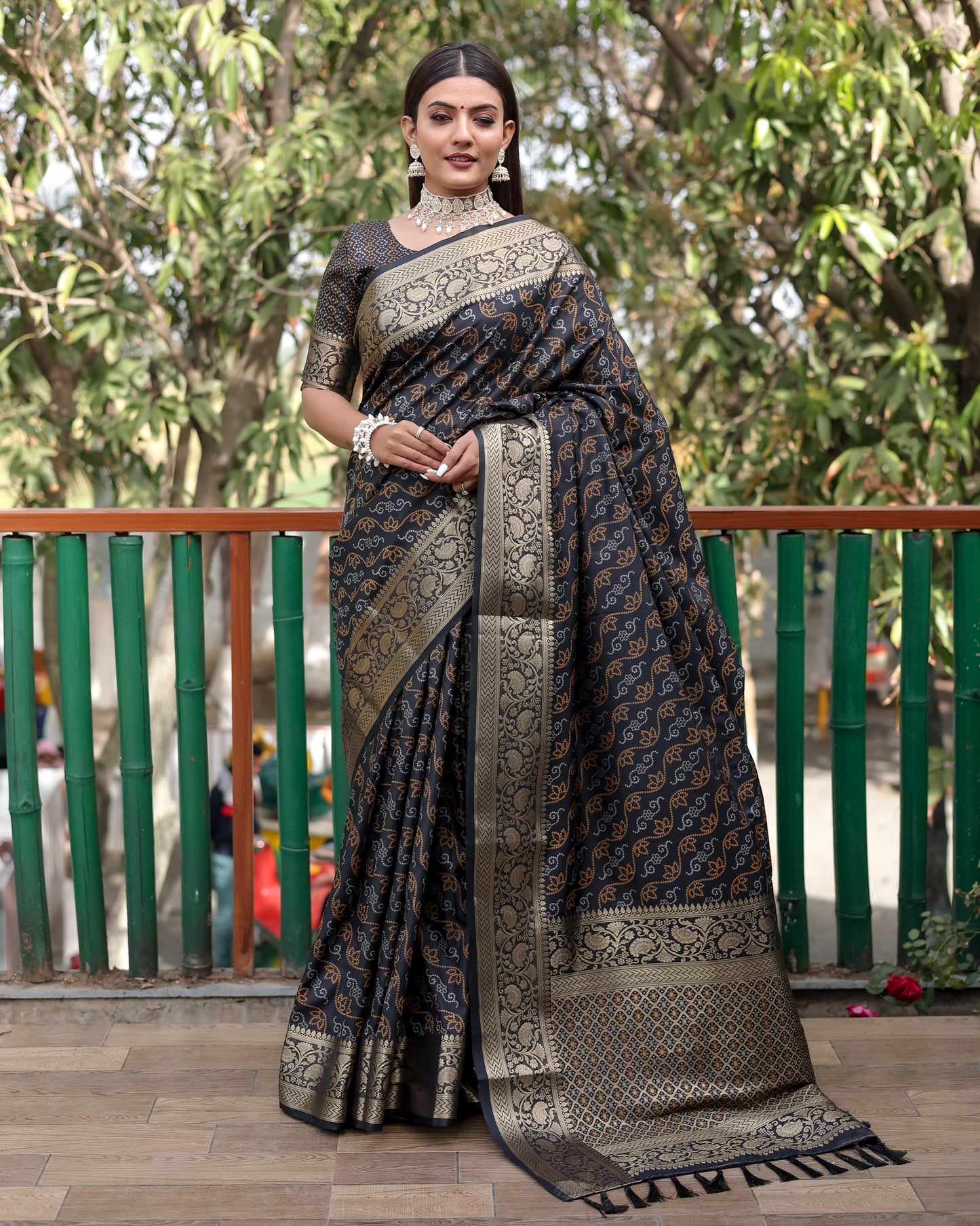 Shining Bandhej Patola Black Color Silk Sarees