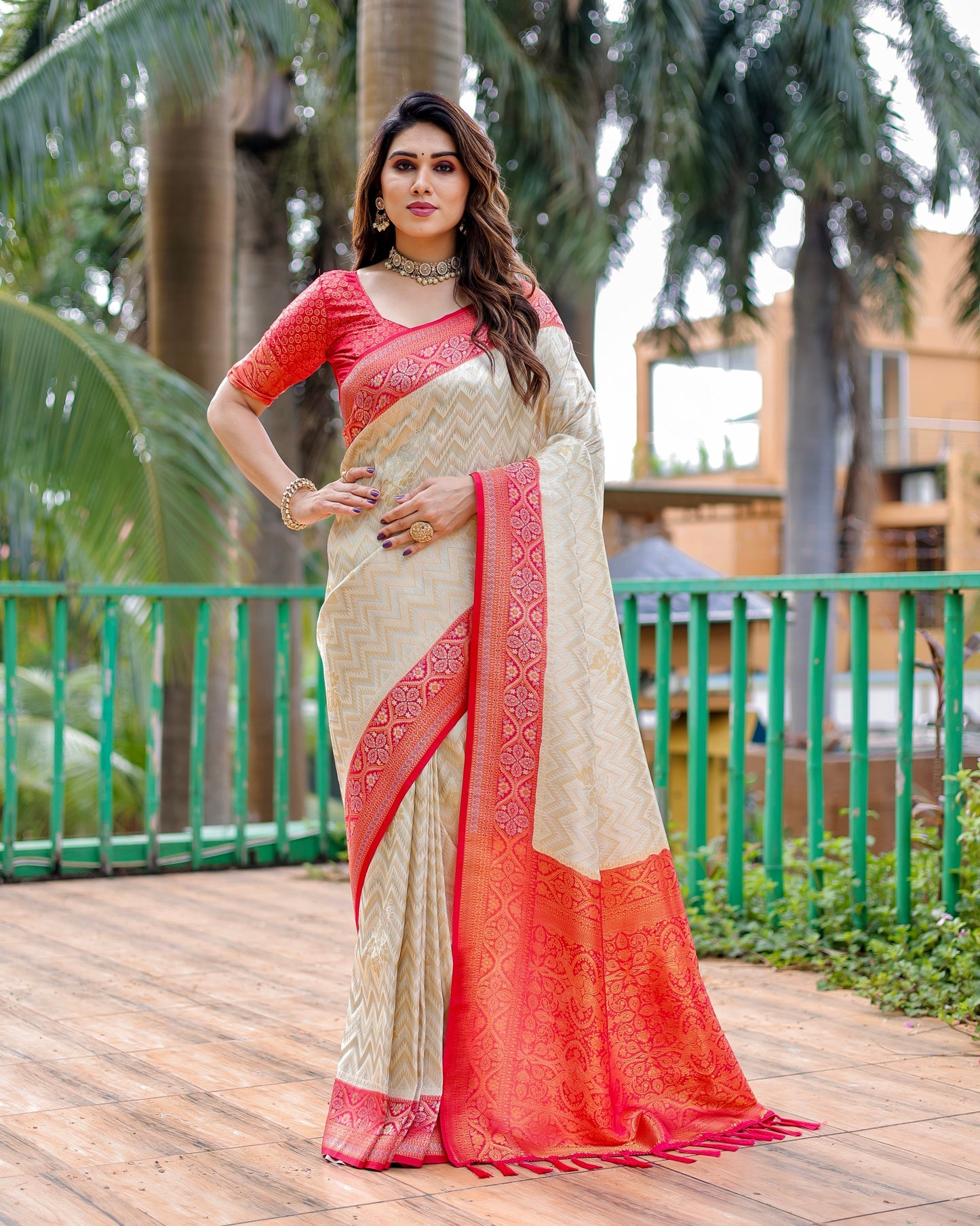 Imposing Kanjivaram Leheriya Cream Color Silk Saree