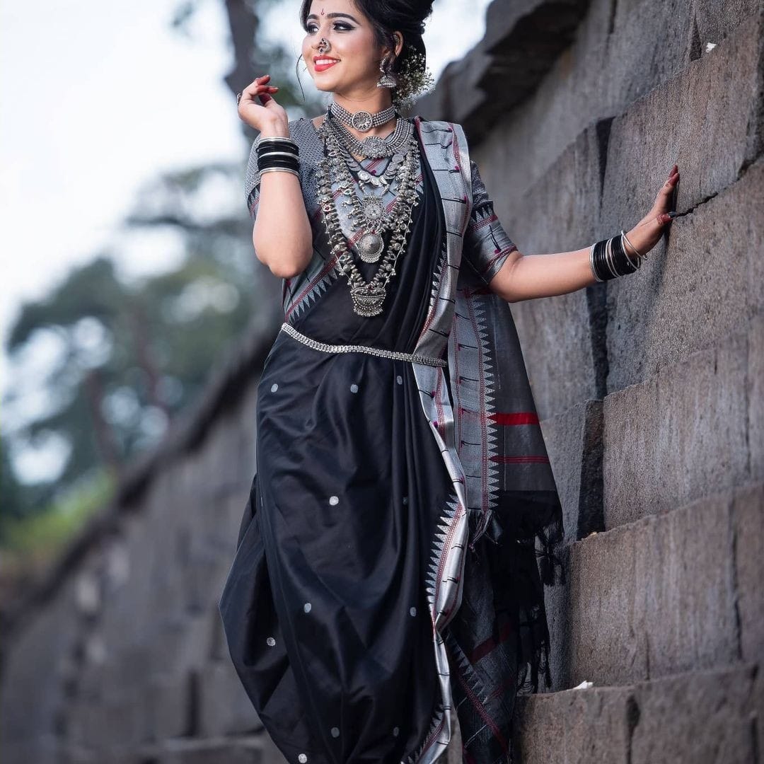 Luxuriant Jaquard Black Color Silk Saree