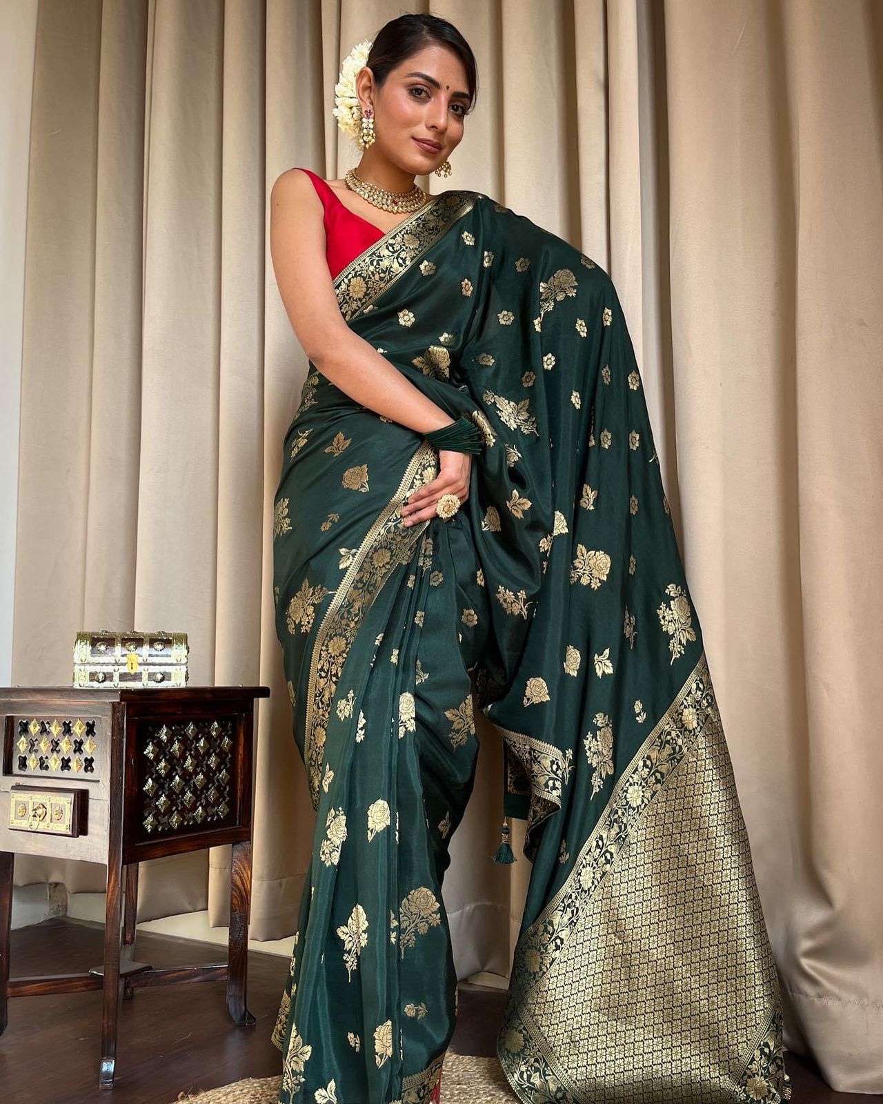 Ceremony Wear Jacquard Green Color Silk Saree