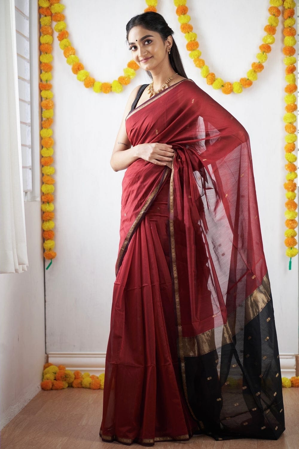 Exotic Jaquard Red Color Silk Saree