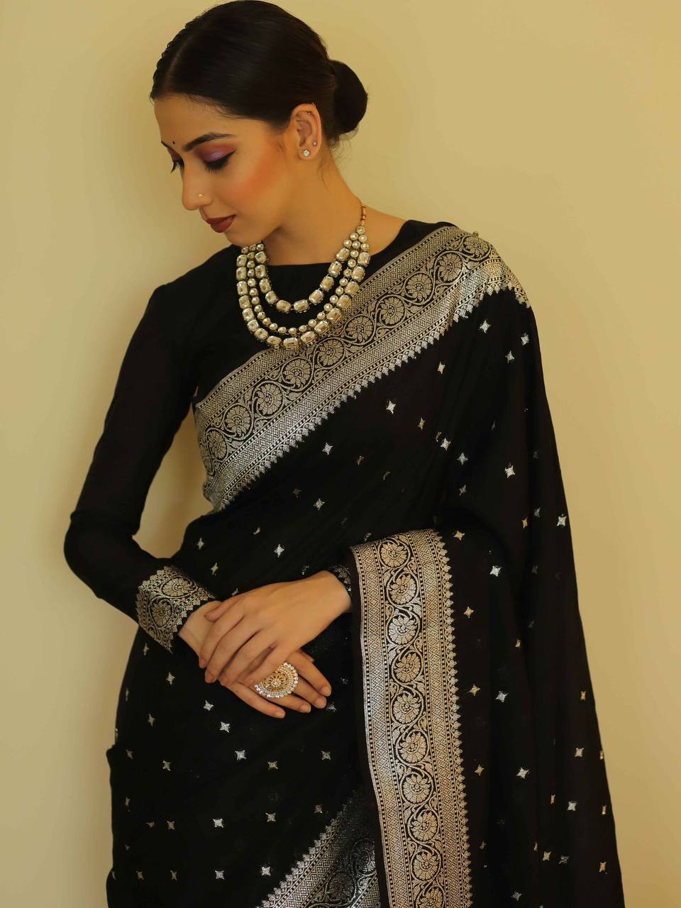 Mesmerizing Jaquard Black Color Silk Saree