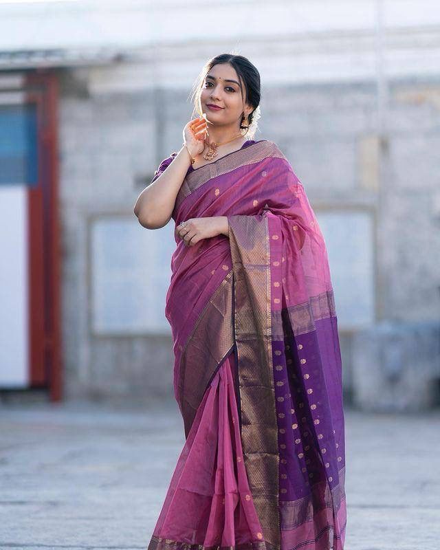 Classic Jacquard Onion Color Saree