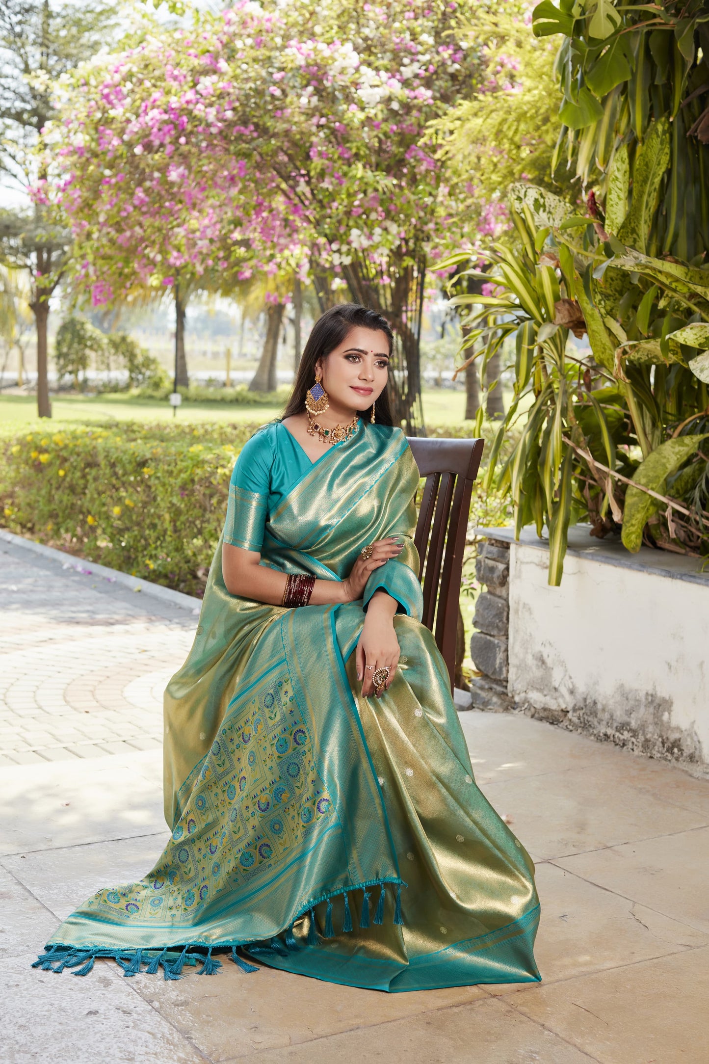 Admiring Jaquard Green Color Silk Saree