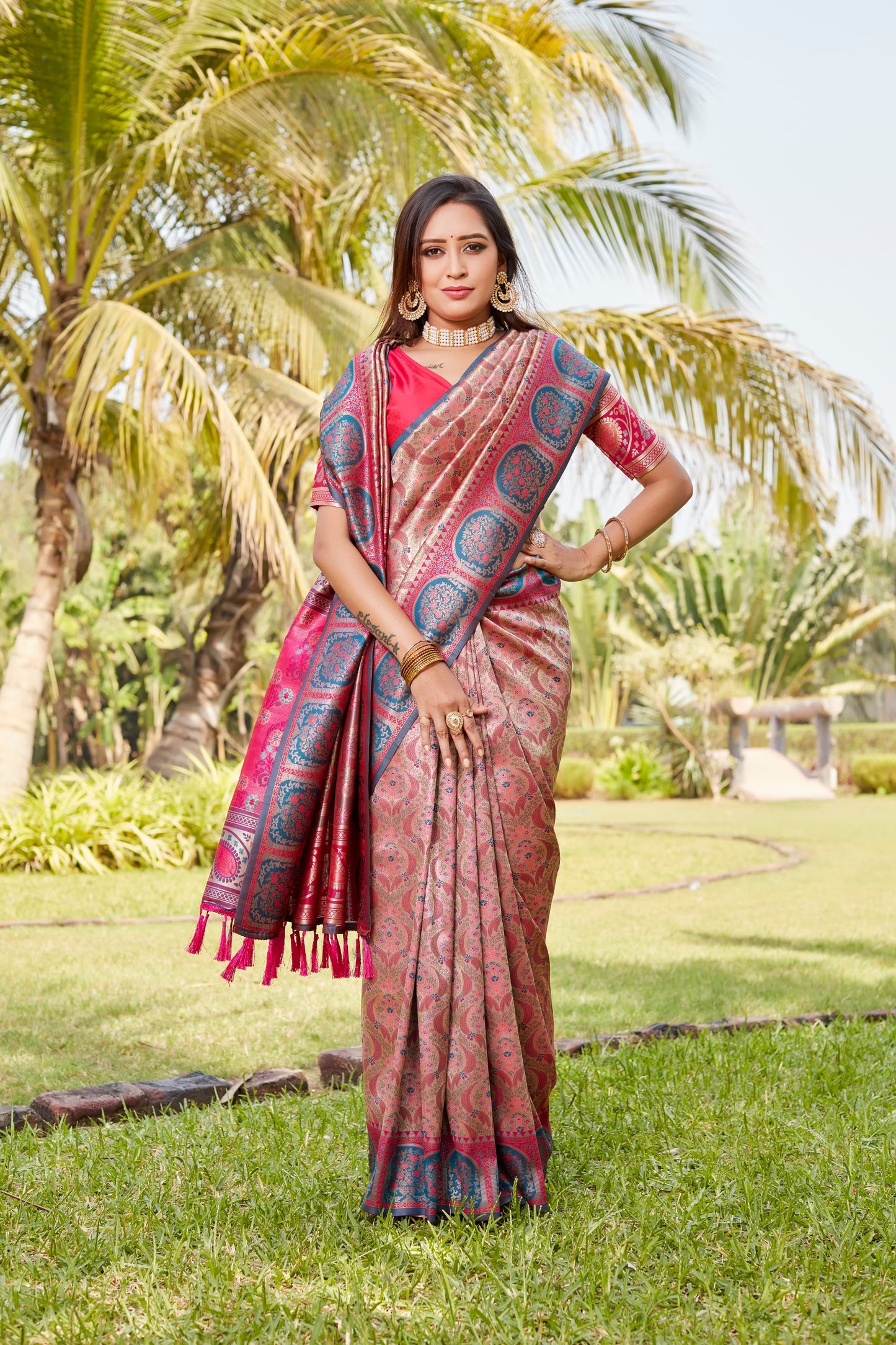 Marvelous Kanjivaram Pink Color Soft Silk Saree