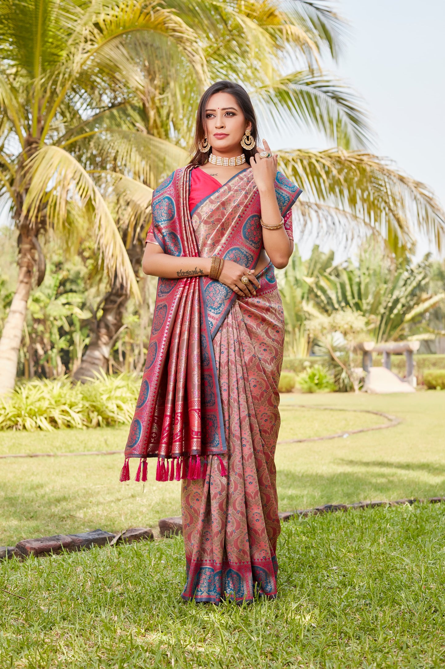 Marvelous Kanjivaram Pink Color Soft Silk Saree