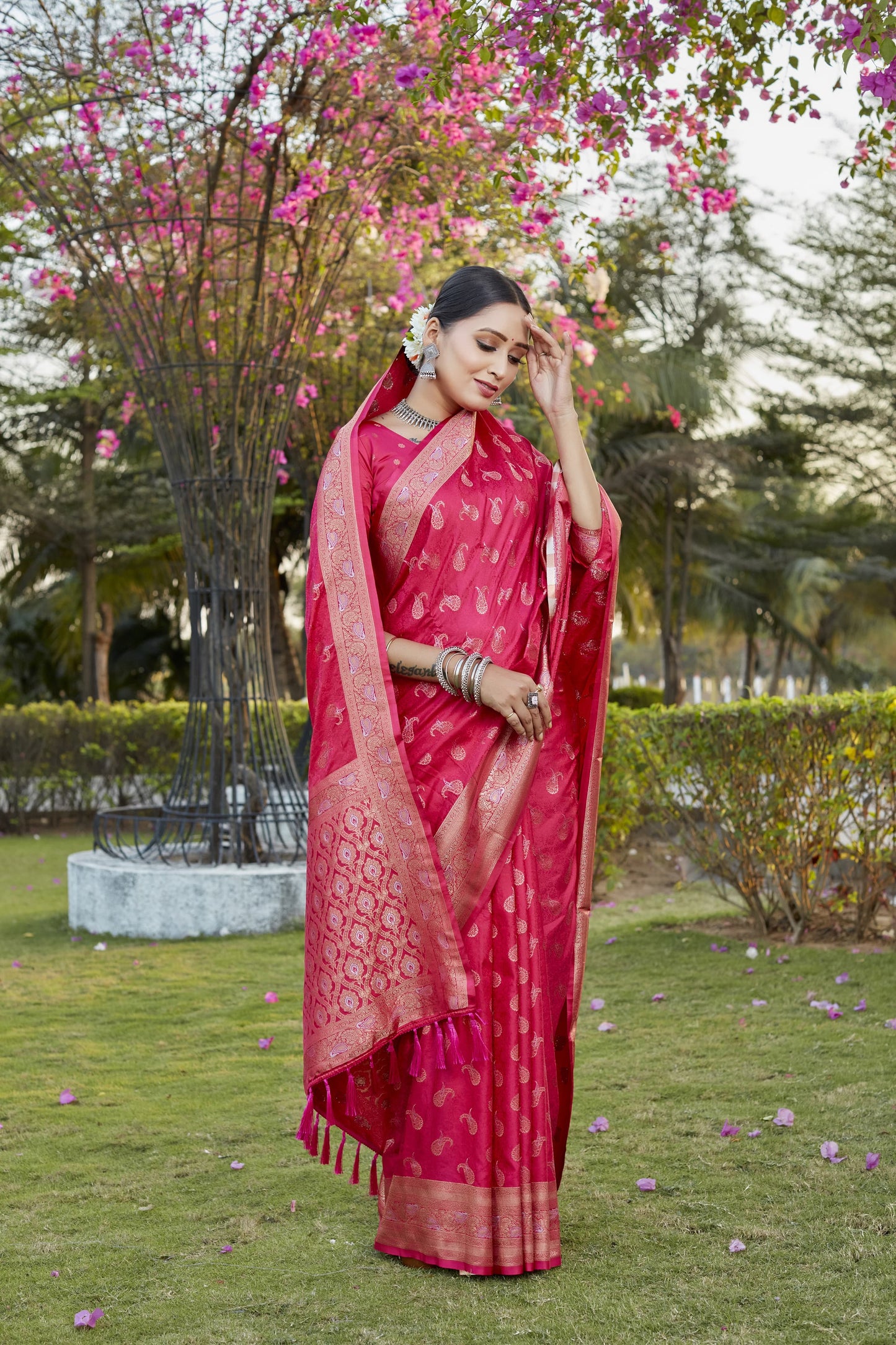 Daisy Pure Kanjivaram Silk Pink Color Saree