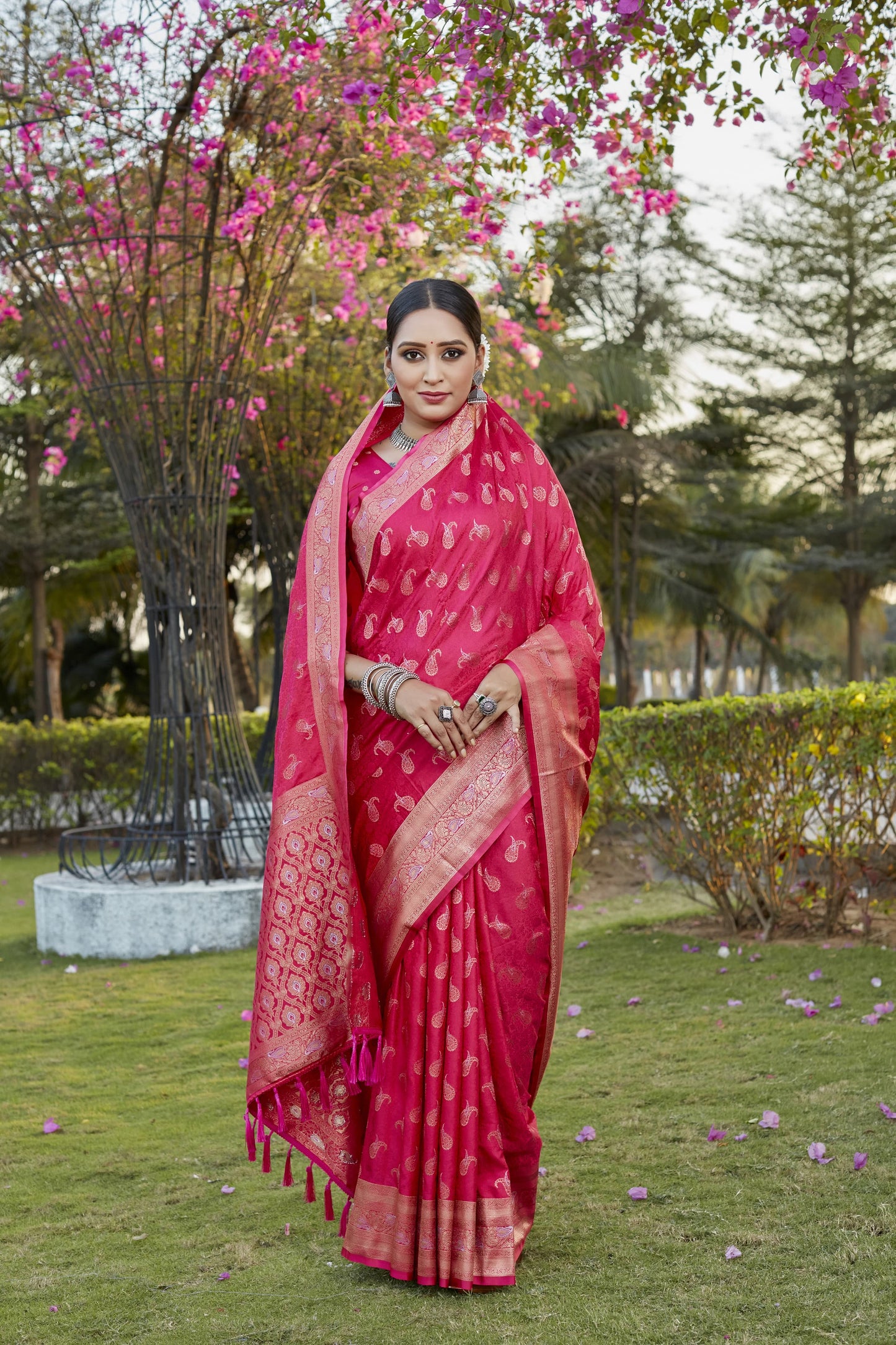 Daisy Pure Kanjivaram Silk Pink Color Saree