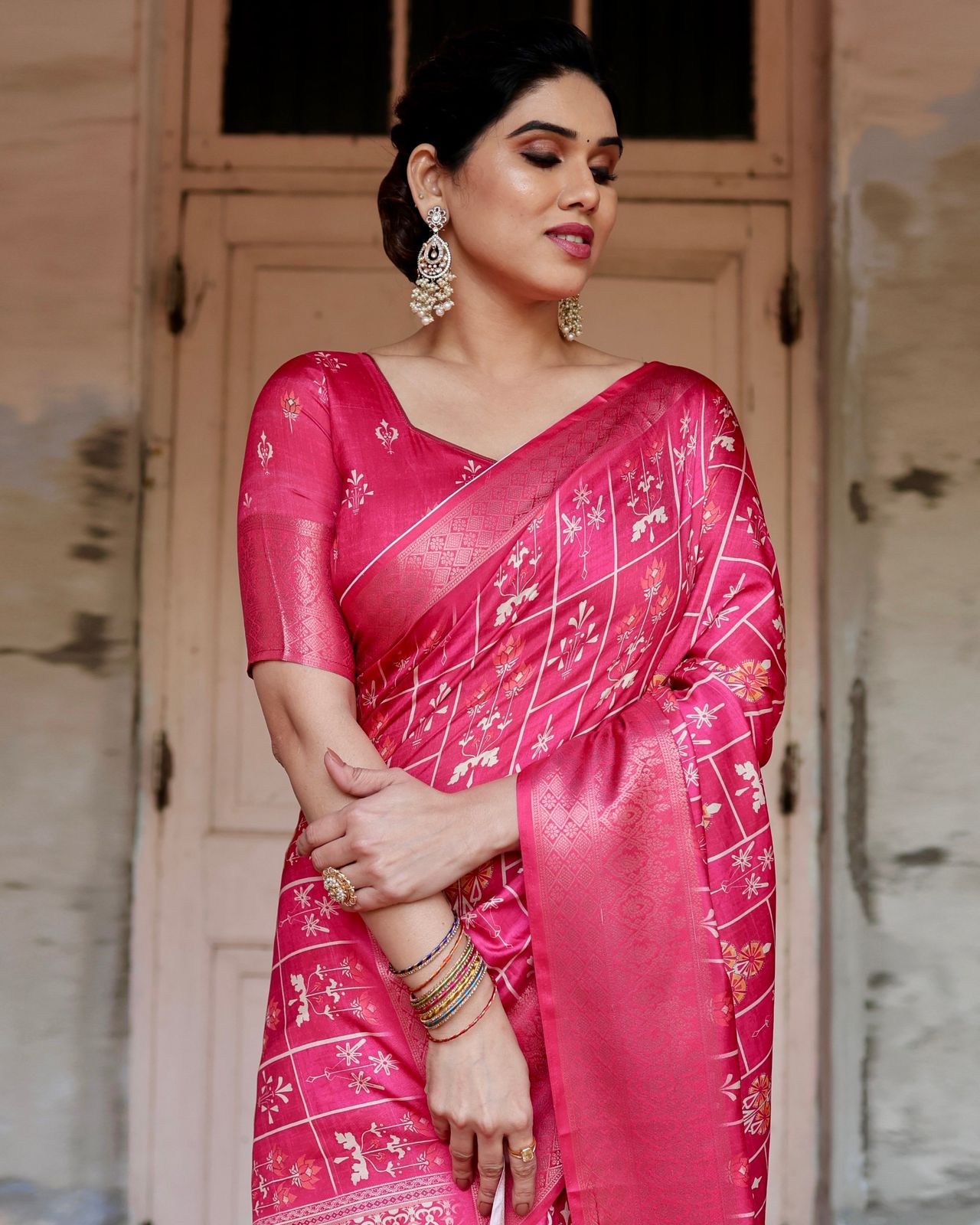 Graceful Pure Silk Jacquard Pink Color Saree