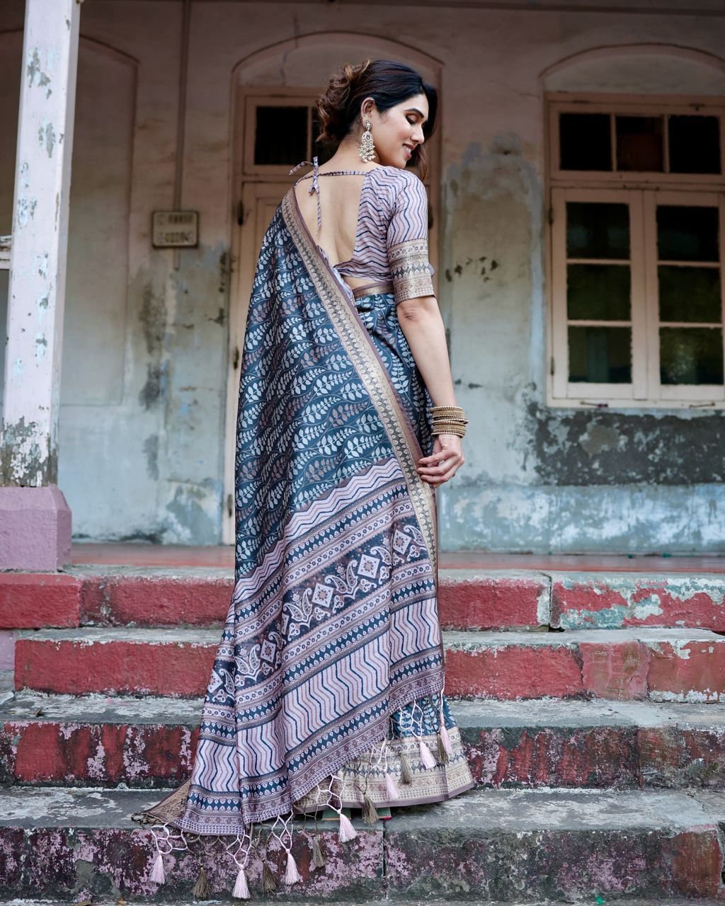 Stunning Pure Jacquard Silk Royal Blue Color Saree