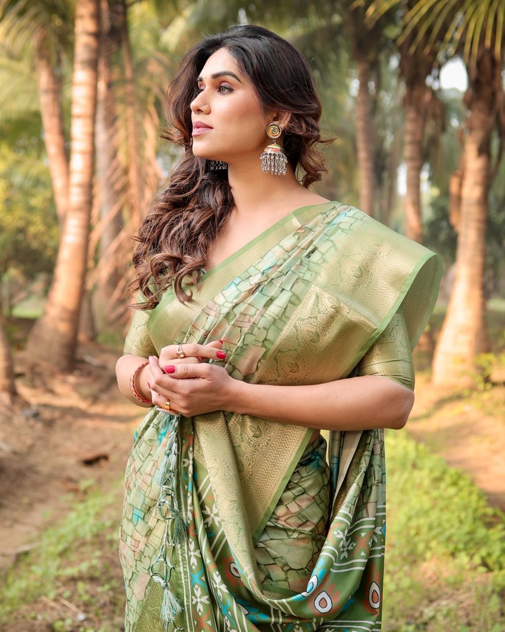 Luxuriant Printed Silk Perrot Color Saree