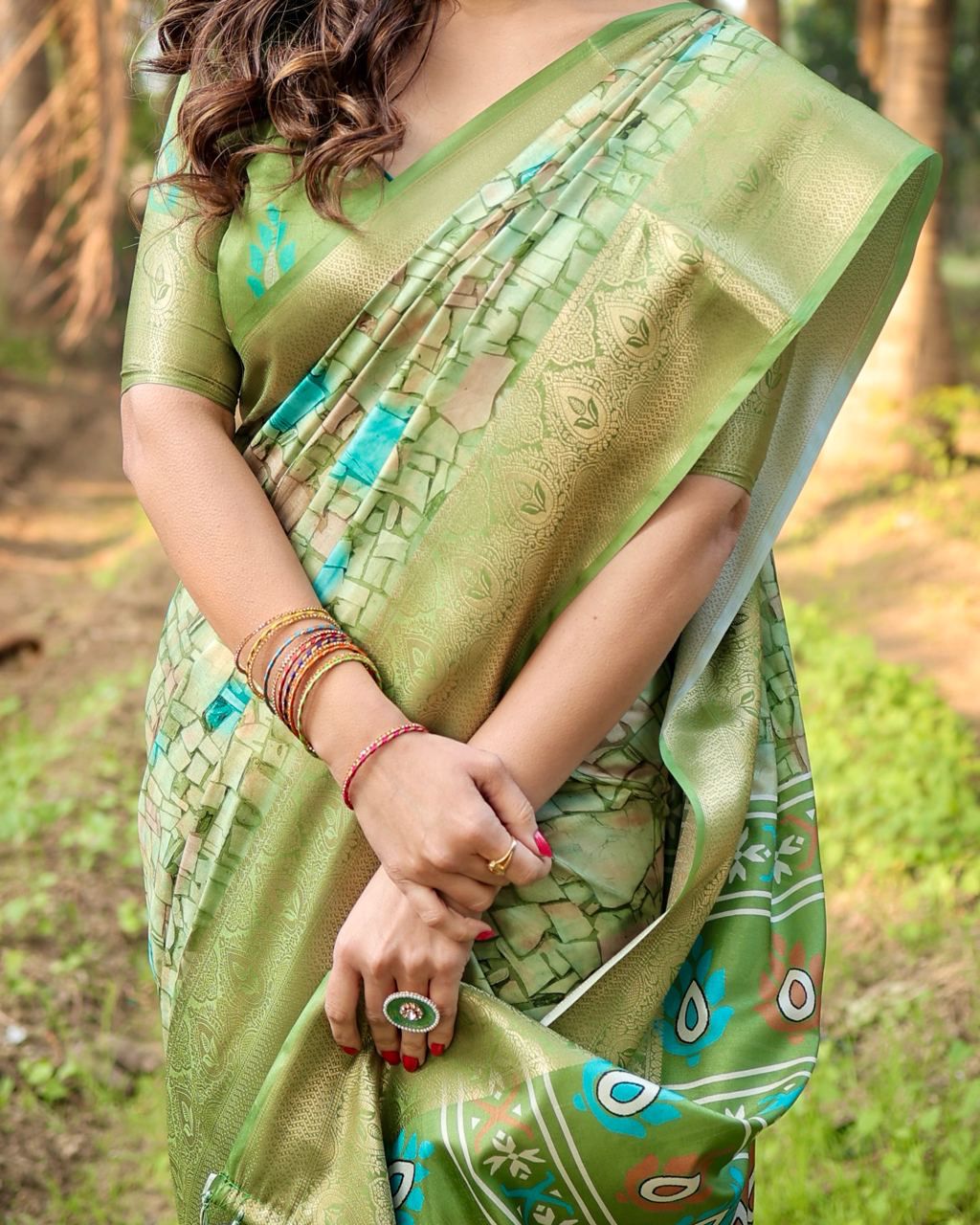 Luxuriant Printed Silk Perrot Color Saree