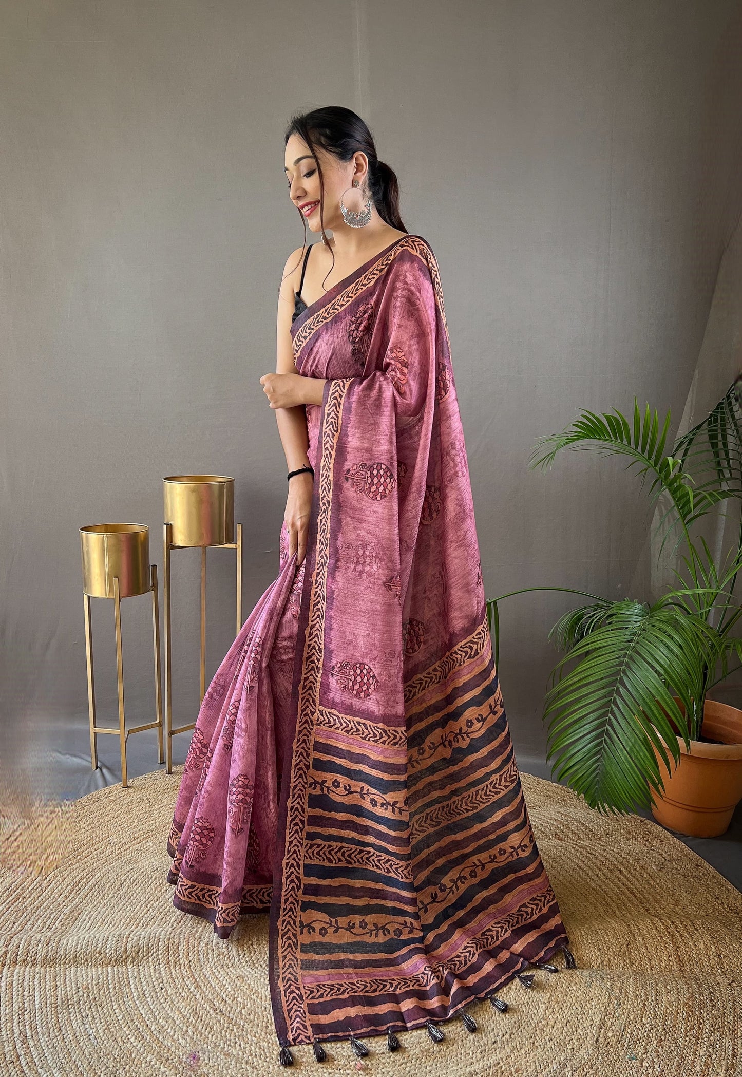 Elegant Cotton Tussar Pink Color Saree