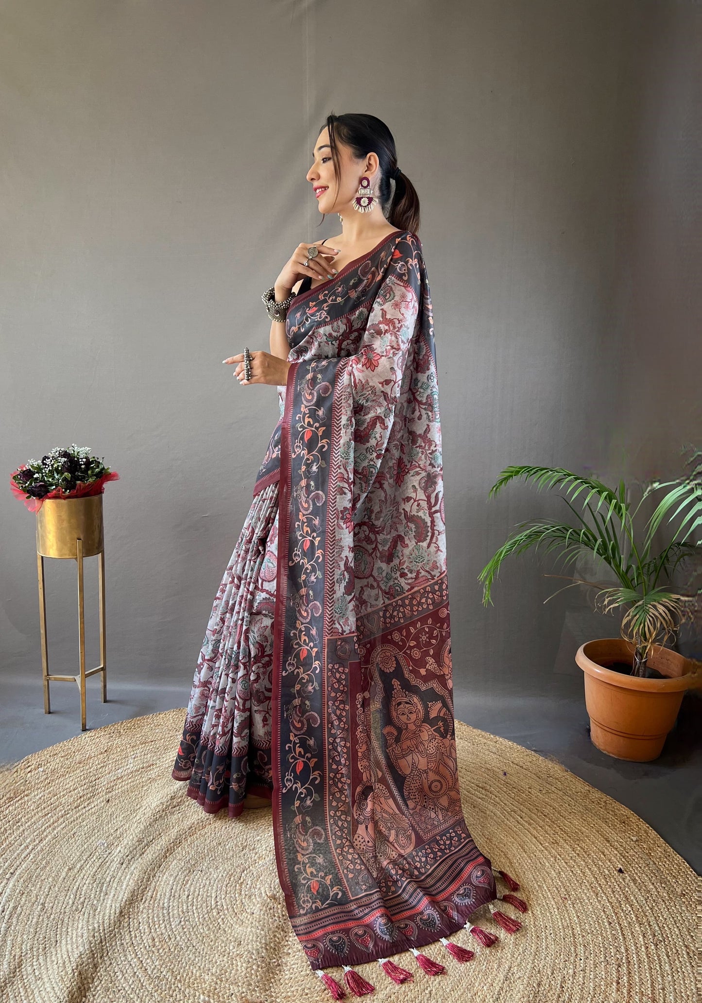 Captivating Grey Color Cotton Saree