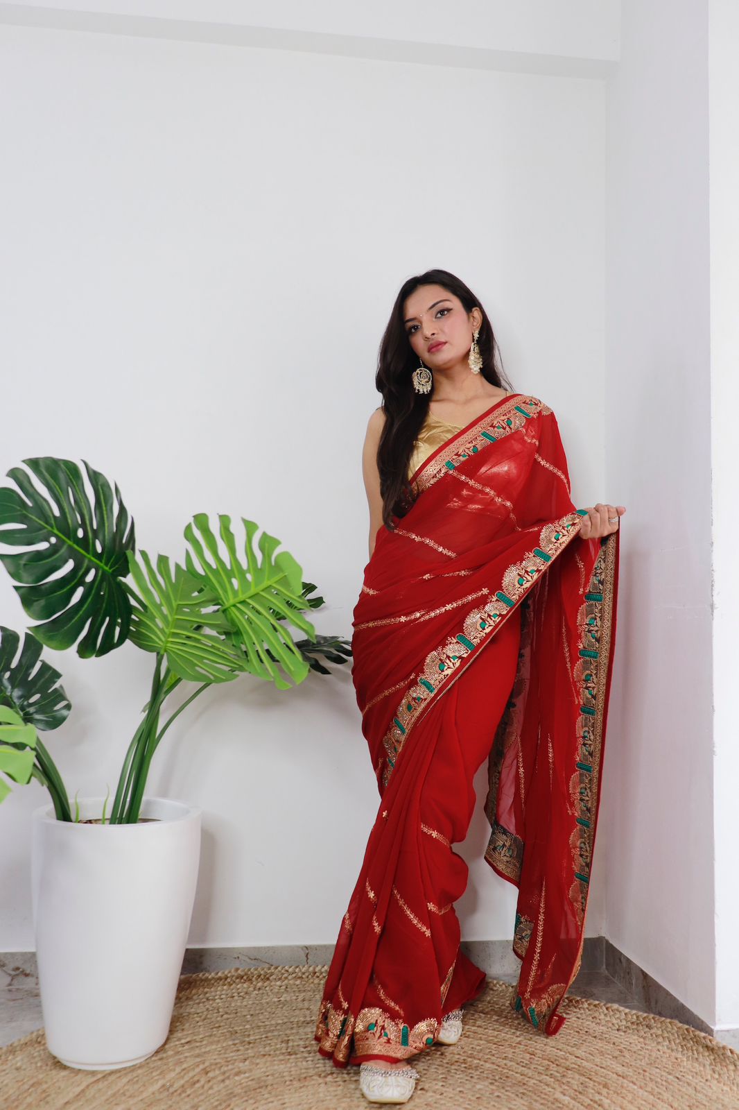 Glimmering Georgette Red Color Saree