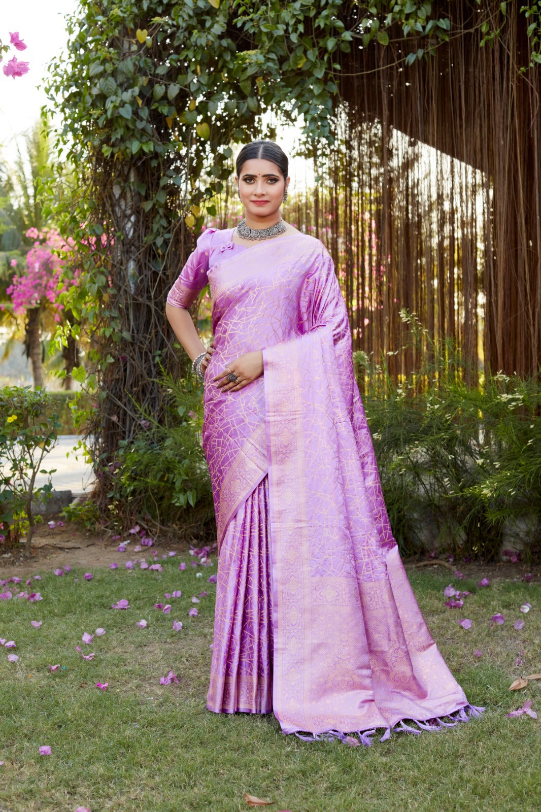 Glimmering Purple Color Kanjivaram Silk Saree