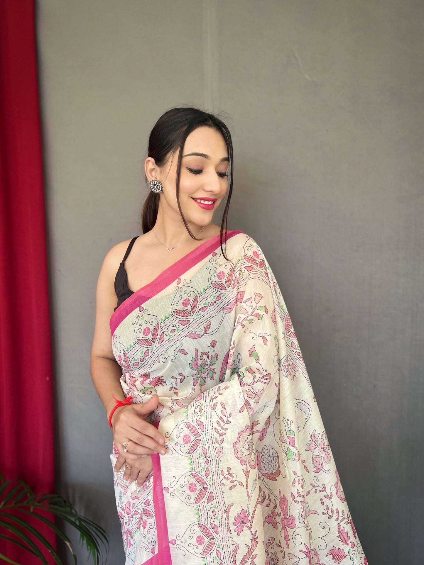 Daisy Cotton Katha Pink Color Saree