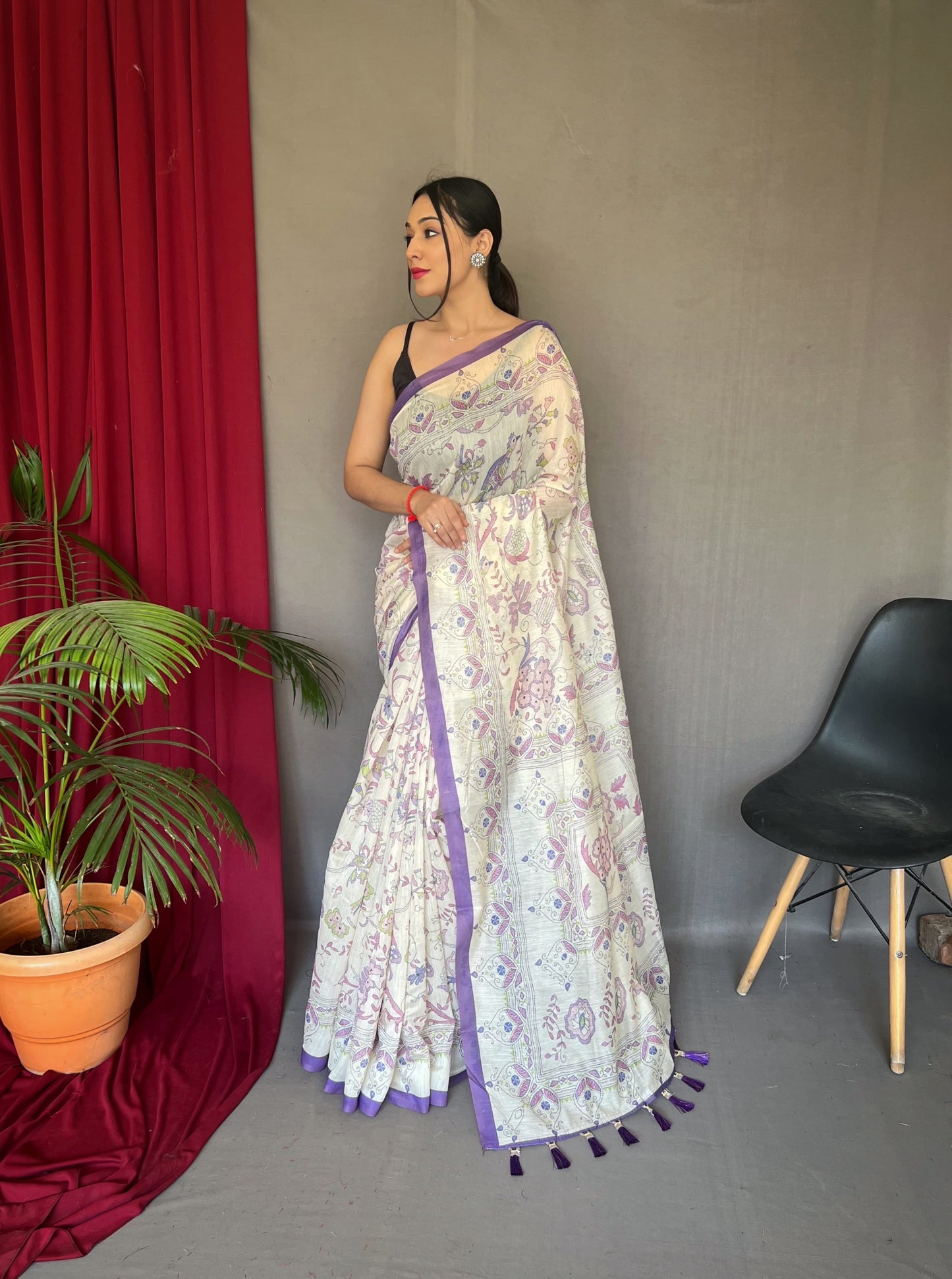 Daisy Cotton Katha Purple Color Saree