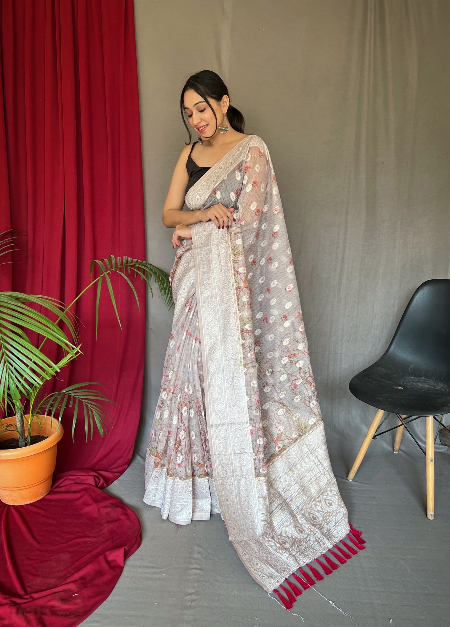 Eyes Catching Cotton linen Off White Color Saree