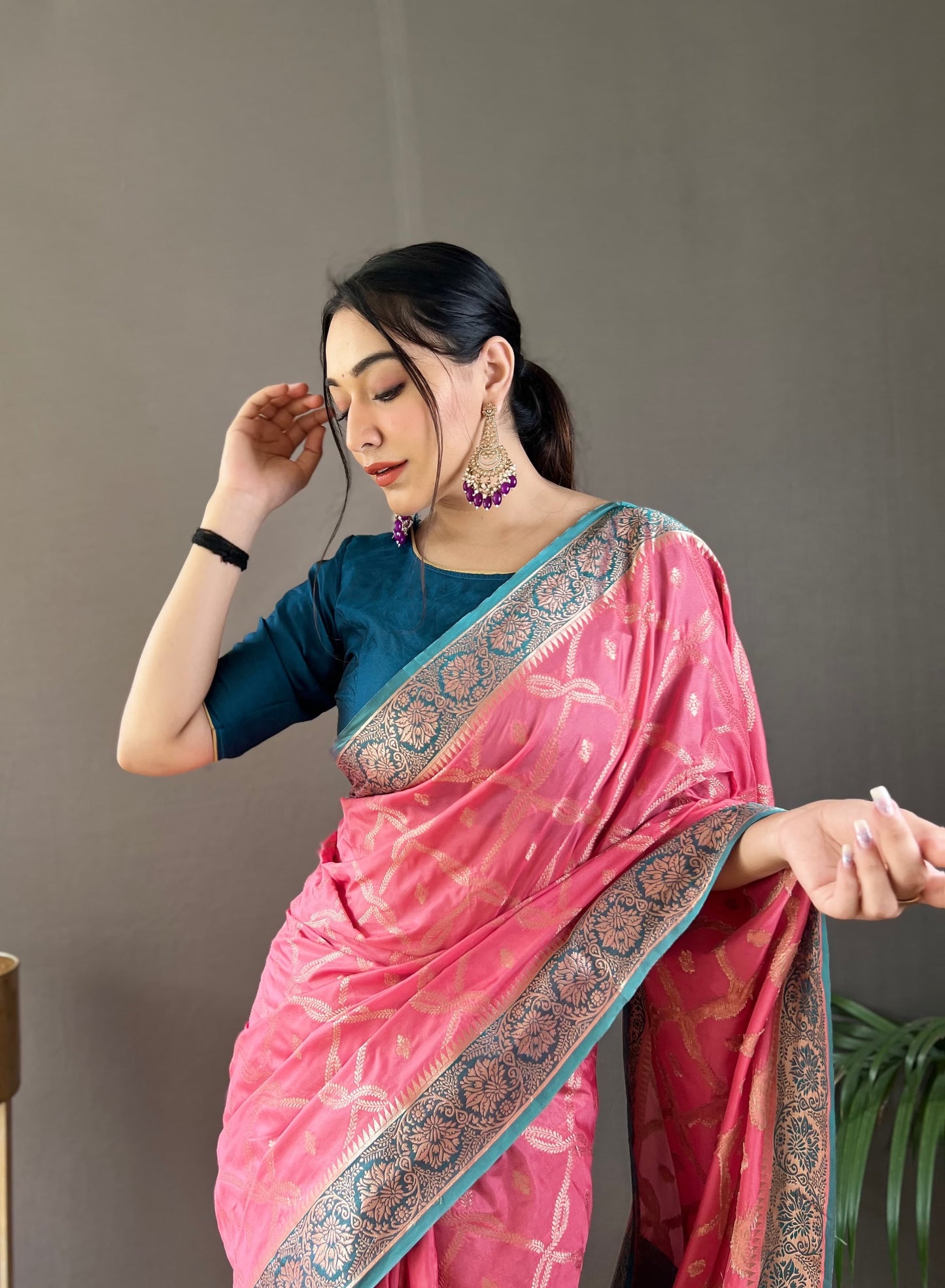 Presenting Tabby Silk Pink Color Saree