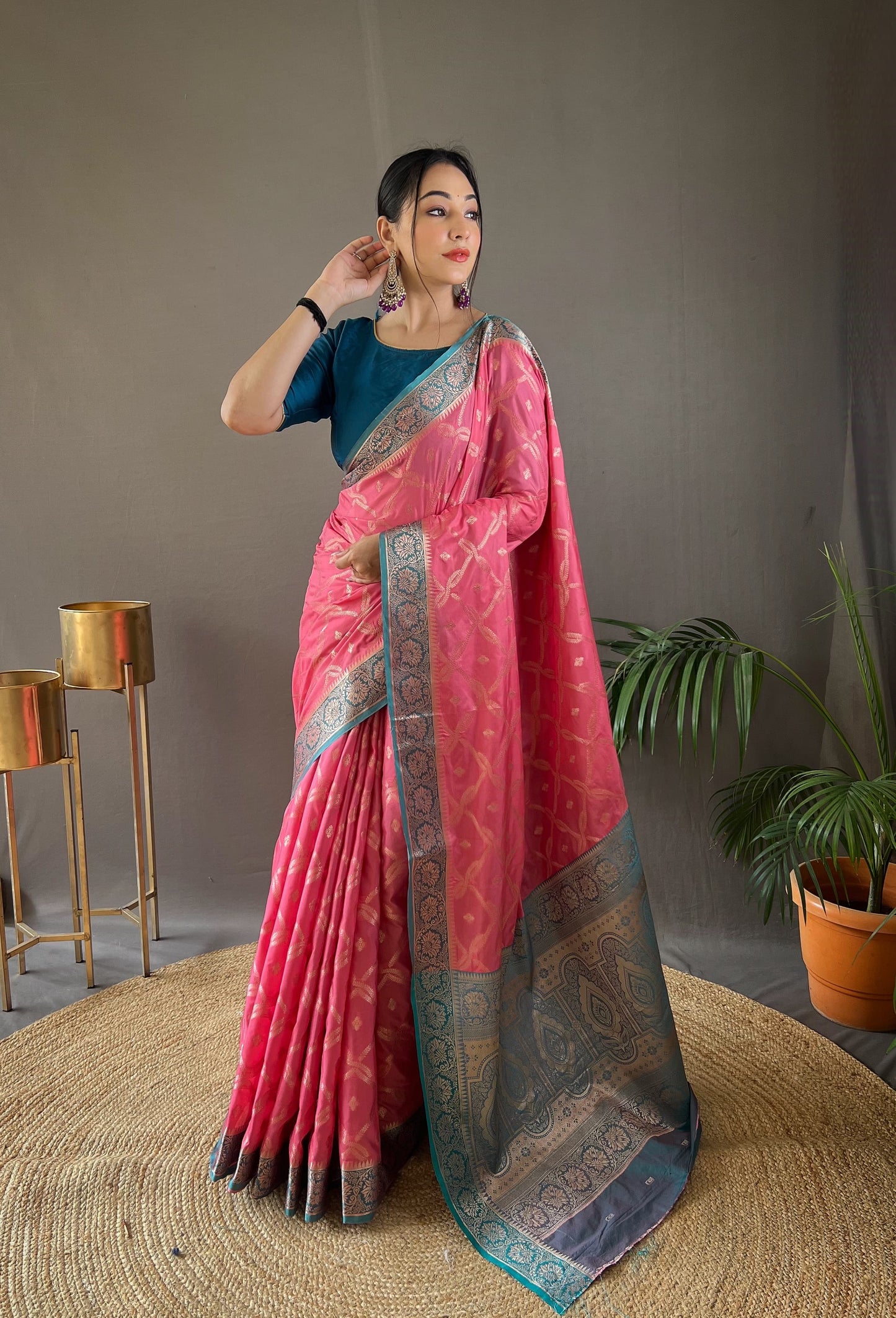 Presenting Tabby Silk Pink Color Saree