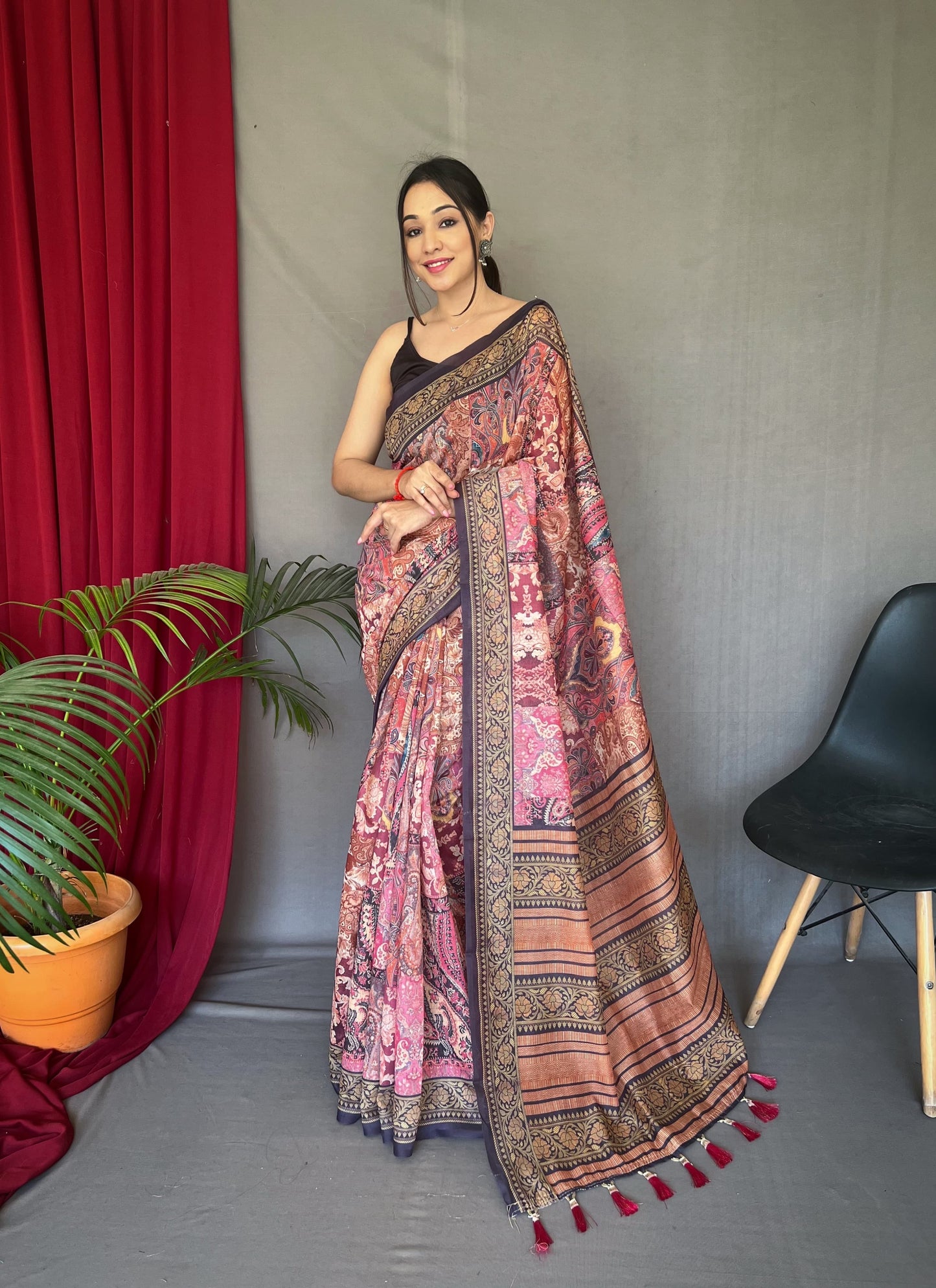 Festive Wear Cotton Kashmiri Digital Print Lavender Color Saree