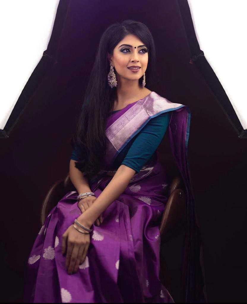 Glorious Jaquard Purple Color Silk Saree