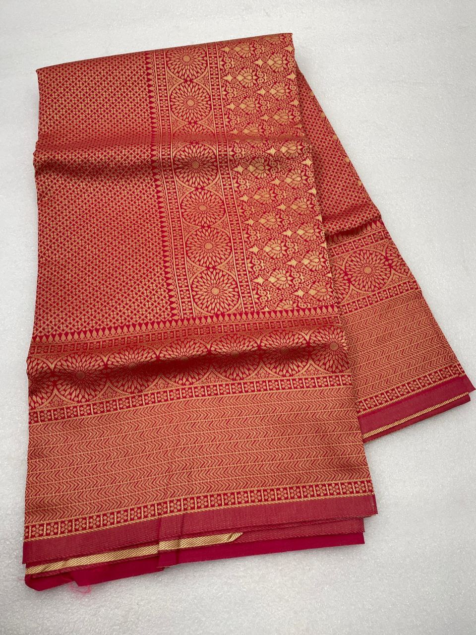 Preferable Banarasi Maroon Color Silk Saree