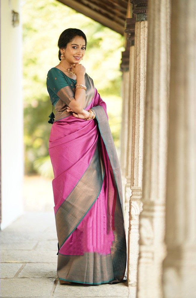 Glossy Jaquard Light Pink Color Silk Saree