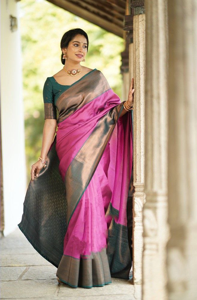 Glossy Jaquard Light Pink Color Silk Saree