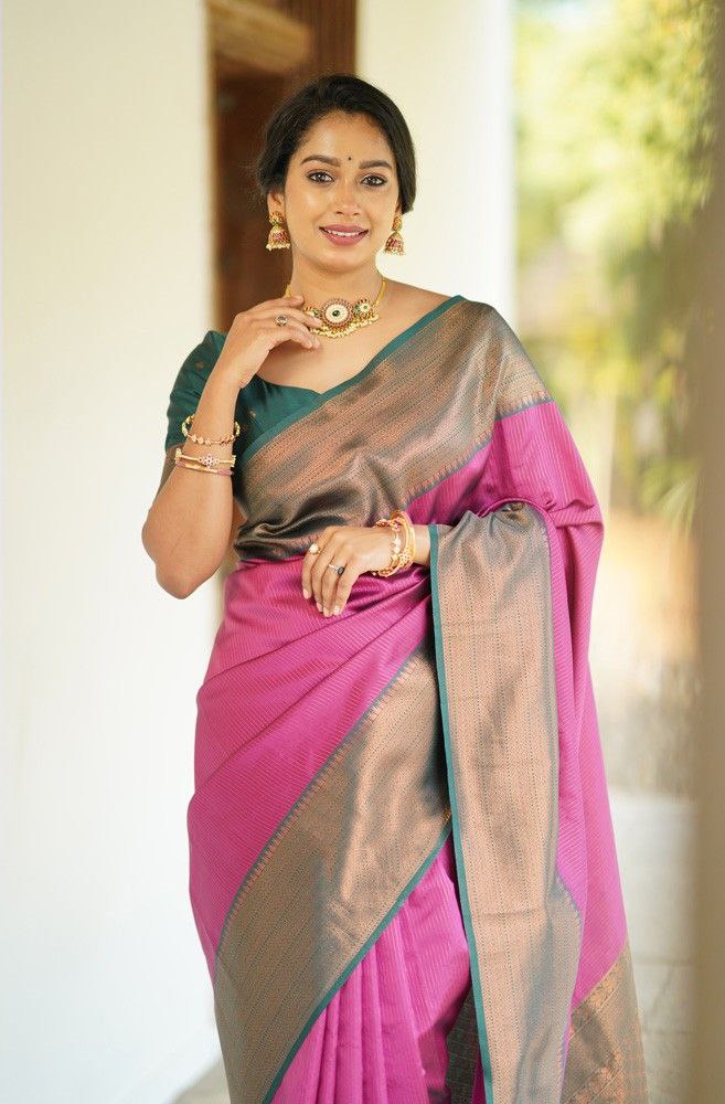 Glossy Jaquard Light Pink Color Silk Saree