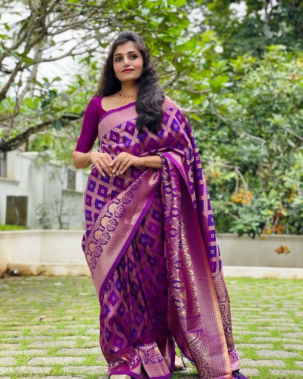 Unique Purple Color Lichi Silk Saree