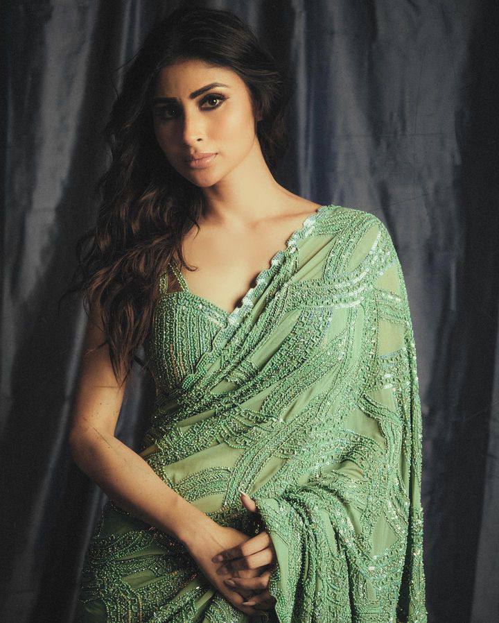 Mouni Roy Faux Georgotte Perrot Color Saree