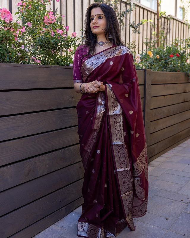 Trendy Jaquard Maroon Color Silk Saree