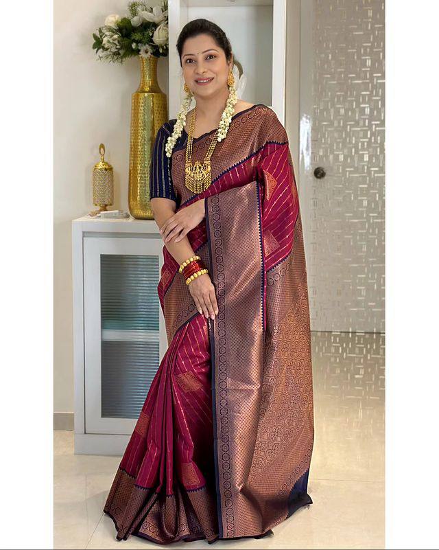 Glorious Jacquard Red Color Silk Saree