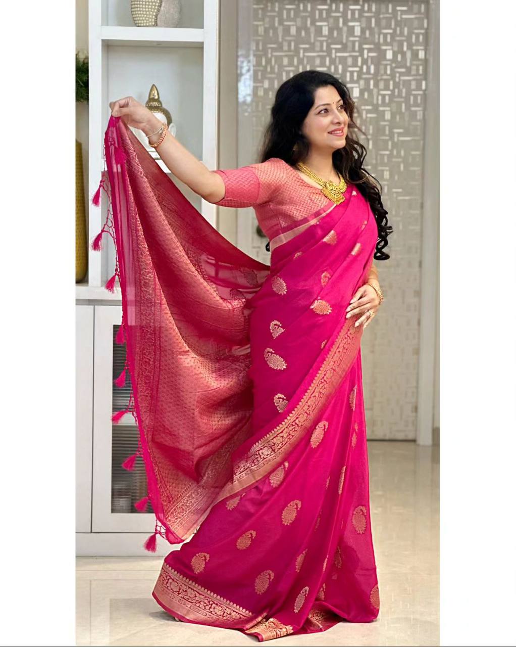 Trendy Pink Color Jacquard Silk Saree