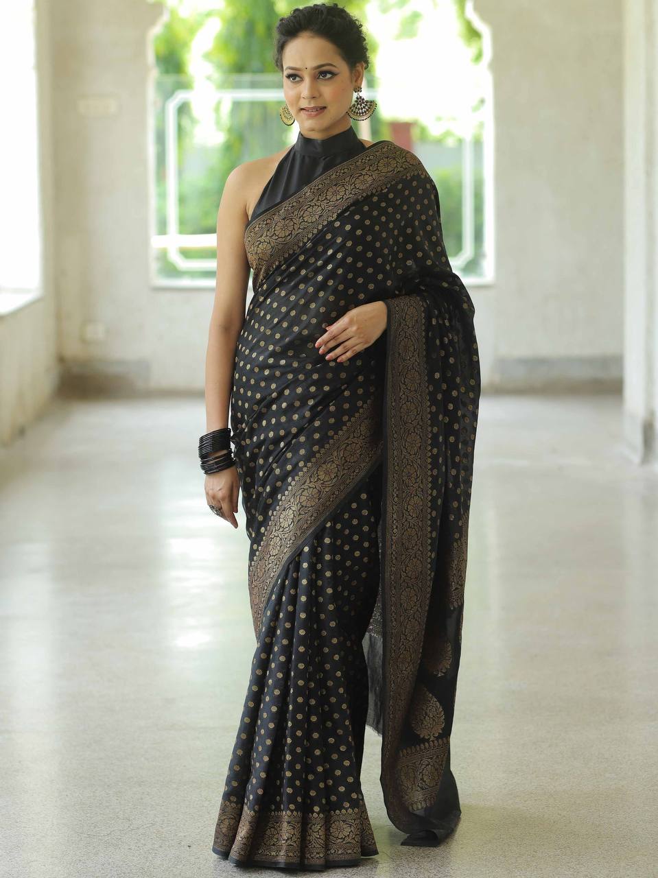 Trendy Jacquard Silk Black Color Saree